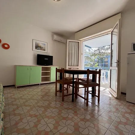 Condominio Ivelca * لينانو سابيادورو