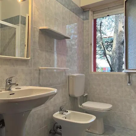 Condominio Ivelca 아파트 리그나노 사비아도로
